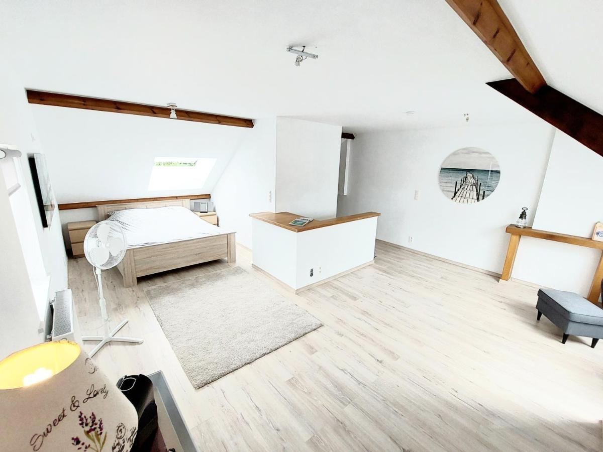 Studio Autonome Mont Saint Guibert Eksteriør bilde